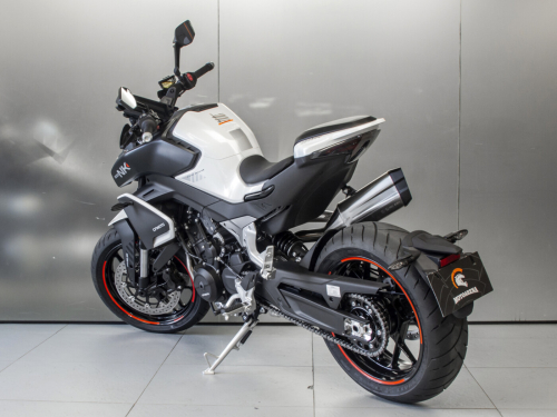 CFMOTO 800NK Advanced  фото 8