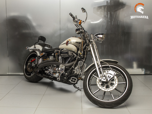 Harley-Davidson Breakout фото 2