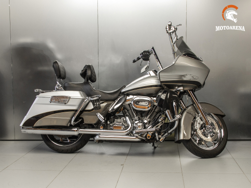 Harley-Davidson CVO Road Glide FLTRSE3 фото 3