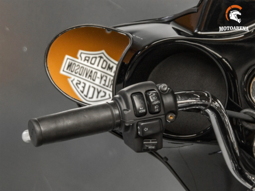 Harley-Davidson Street Glide FLHX фото 10