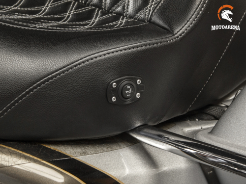 Harley-Davidson CVO Road Glide FLTRSE3 фото 15