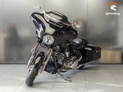 Harley-Davidson Street Glide FLHX-2018 фото 5
