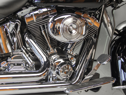 Harley-Davidson Softail Deluxe фото 13