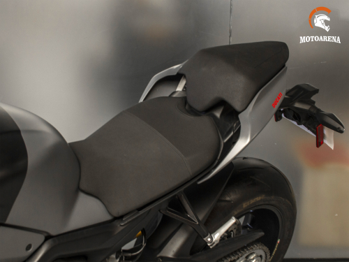 Ducati Streetfighter V4 фото 16