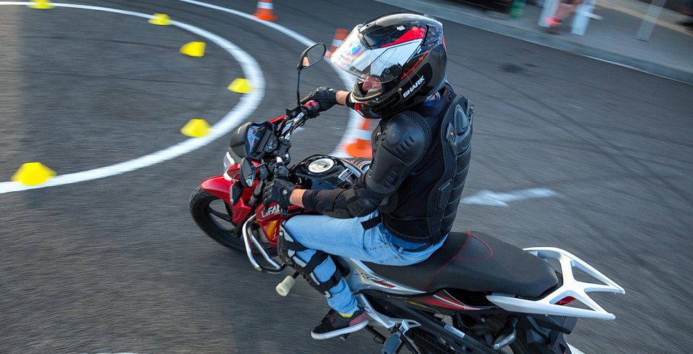 Первый мотоцикл: как сдать на права и какой купить