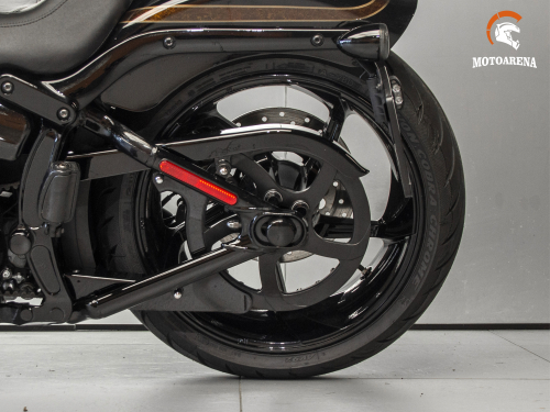 Harley-Davidson Breakout CVO FXSE Pro Street фото 18