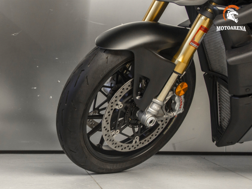 Ducati Streetfighter V4 фото 18