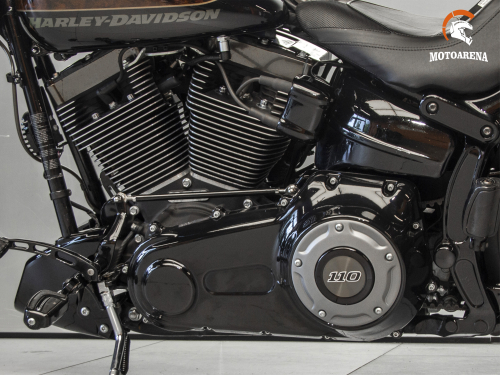 Harley-Davidson Breakout CVO FXSE Pro Street фото 13