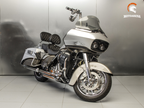 Harley-Davidson CVO Road Glide FLTRSE3 фото 2