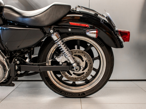 Harley-Davidson Sportster XL883 Superlow фото 17