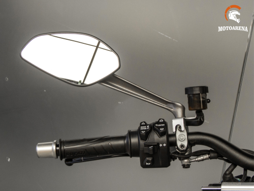 Ducati Streetfighter V4 фото 10