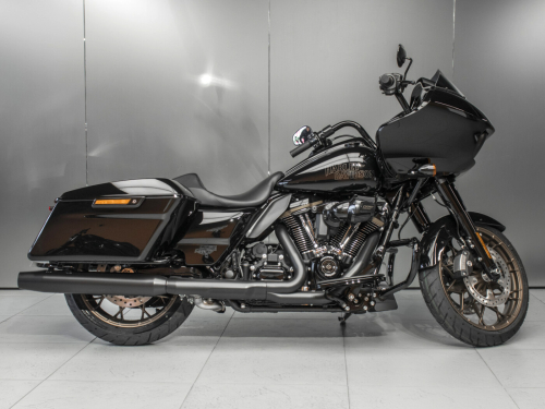 Harley-Davidson Road Glide ST фото 3