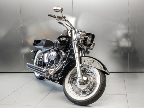 Harley-Davidson Softail Deluxe фото 2