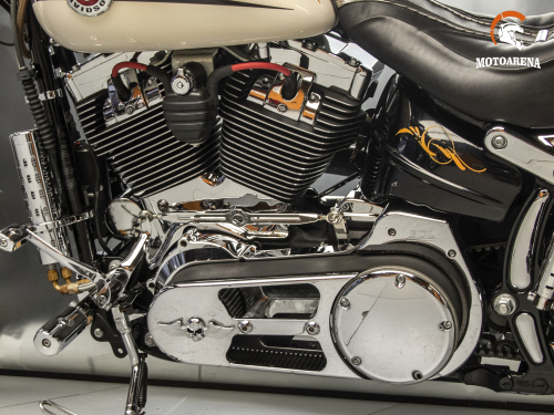 Harley-Davidson Breakout фото 13