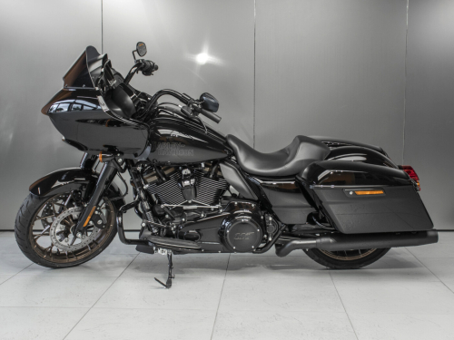 Harley-Davidson Road Glide ST фото 5