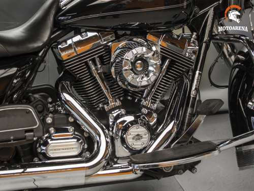 Harley-Davidson Road King FLHR фото 15