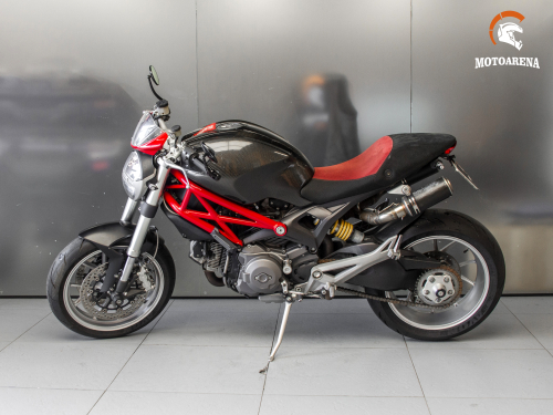 Ducati Monster 1100 фото 6