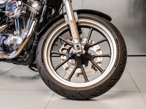 Harley-Davidson Sportster XL883 Superlow фото 16