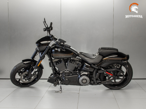 Harley-Davidson Breakout CVO FXSE Pro Street фото 5