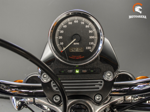 Harley-Davidson Dyna Wide Glide фото 11