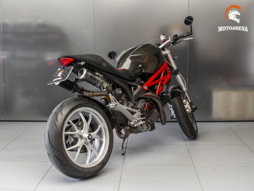 Ducati Monster 1100 фото 4